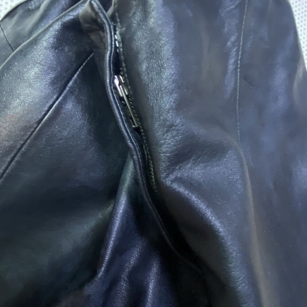 Vintage Wilson's Black Genuine Leather Pants Mid Rise Boot Cut Women's 8 - Picture 9 of 16